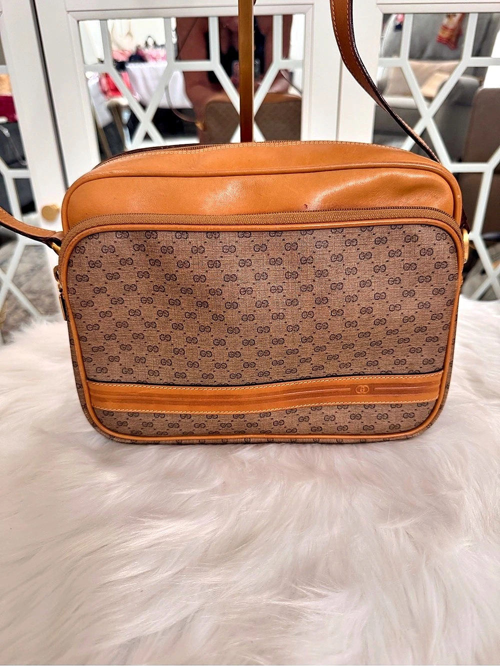 Vintage 1980s Gucci Micro GG Supreme Camera Monogram Crossbody/Shoulder Bag